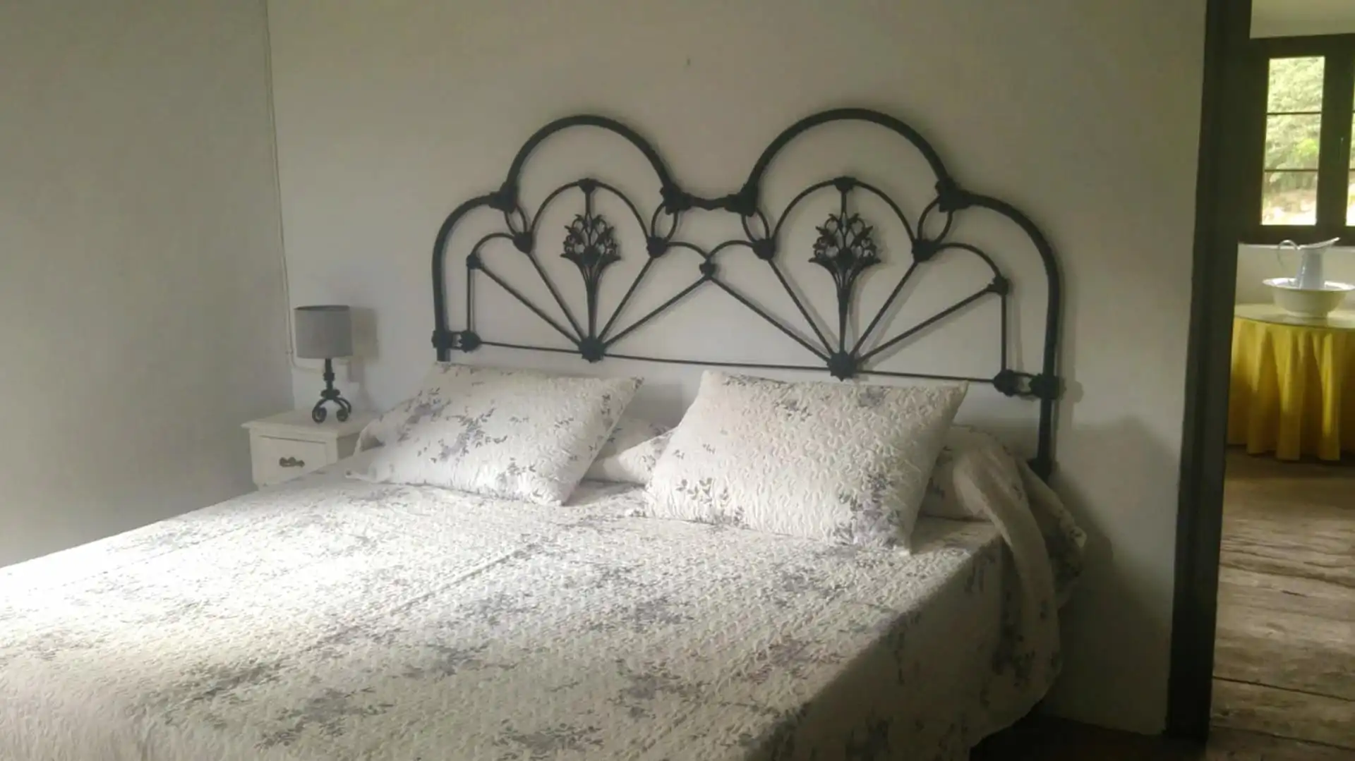 Bedroom of Houses for sale in Santa Eulalia de Oscos  with Private garden, Terrace and Storage room