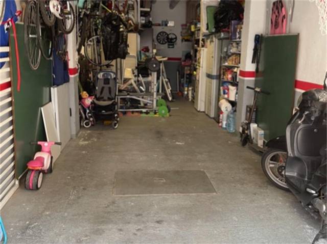 Garaje en Venta en Carrer de les Orquídies en Llevant