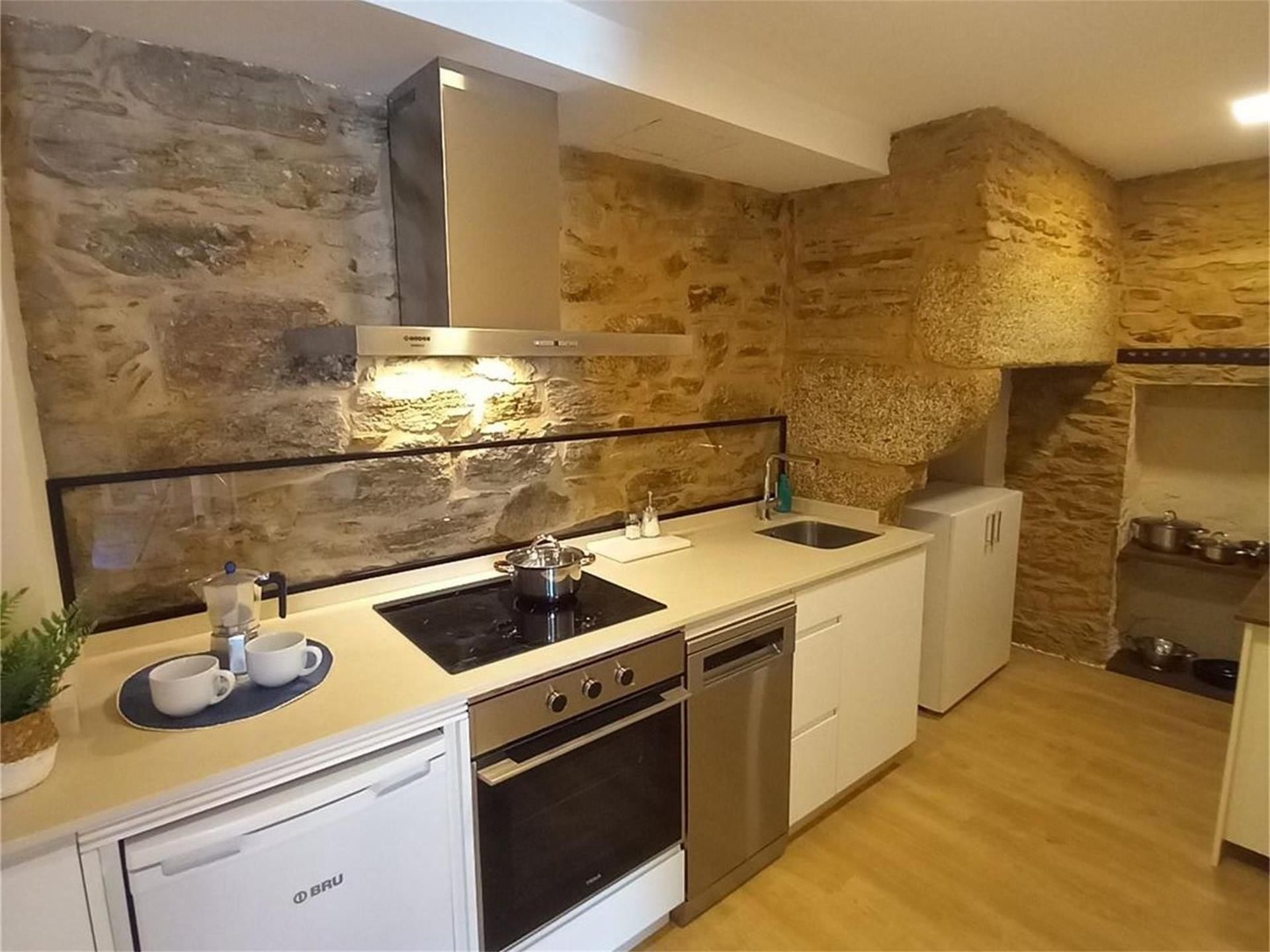 Apartment to rent in Rúa das Rodas, Casco Histórico