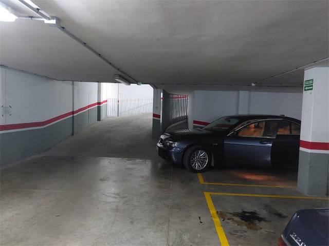 Garaje en Alquiler en Calle del Estatuto de Autonomía en Centro