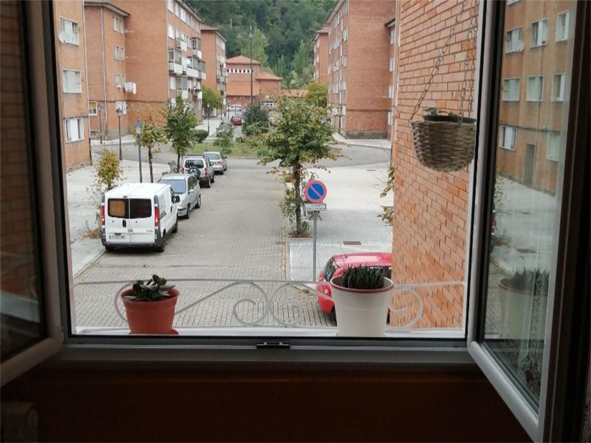 Flat for sale in Avenida de la Constitución, San Martín del Rey Aurelio Exterior view of Flat for sale in San Martín del Rey Aurelio with Heating, Parquet flooring and Storage room