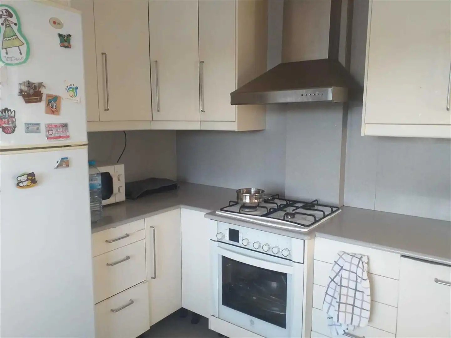Casa adosada en venta en Calle José Ortega y Gasset, Sutullena Cocina de Casa adosada en venta en Lorca con Aire acondicionado, Calefacción y Parquet