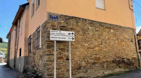 Foto 2 de Casa adosada en venda a Calle Casona, 20, Torre del Bierzo, León