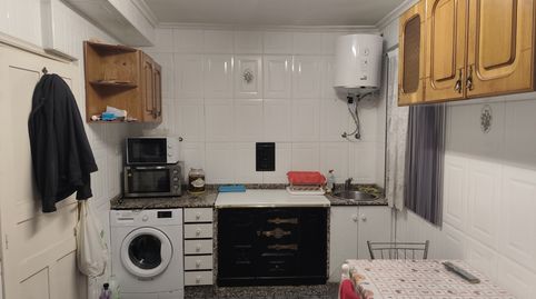 Foto 5 de Casa adosada en venta en Calle Casona, 20, Torre del Bierzo, León