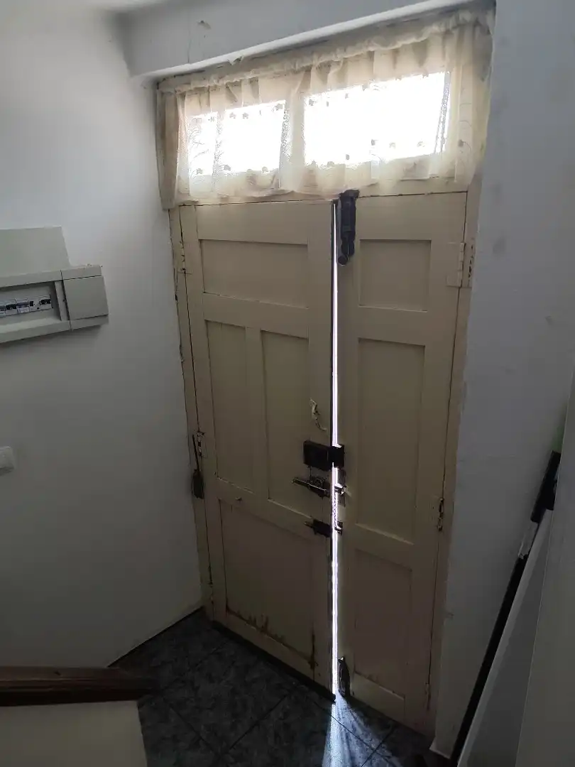 Casa adosada en venta en Calle Casona, 20, Torre del Bierzo Casa adosada en venta en Torre del Bierzo con Calefacción, Parquet y Amueblado