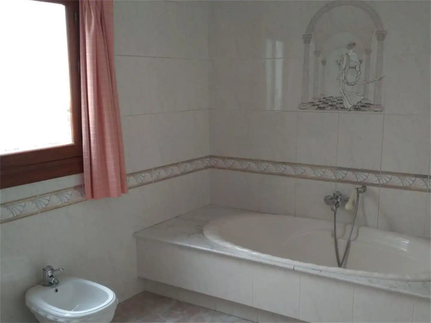 Flat for sale in Calle Moralejo, Estepa Bathroom of Flat for sale in Estepa with Terrace and Balcony