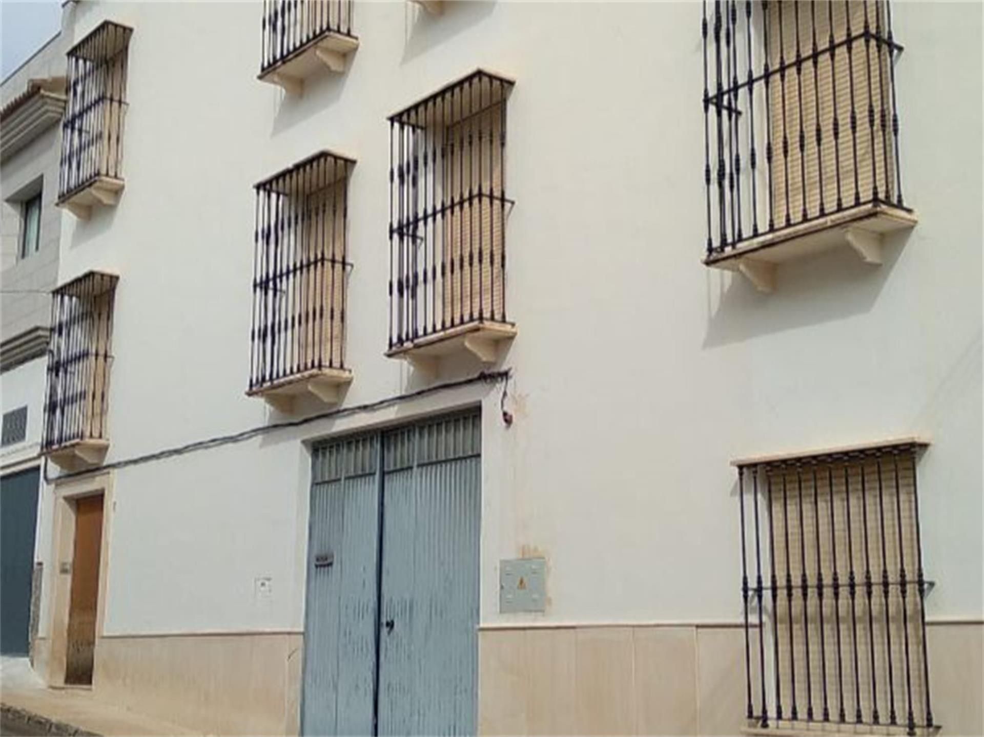 Vista exterior de Pis en venda en Estepa amb Terrassa i Balcó