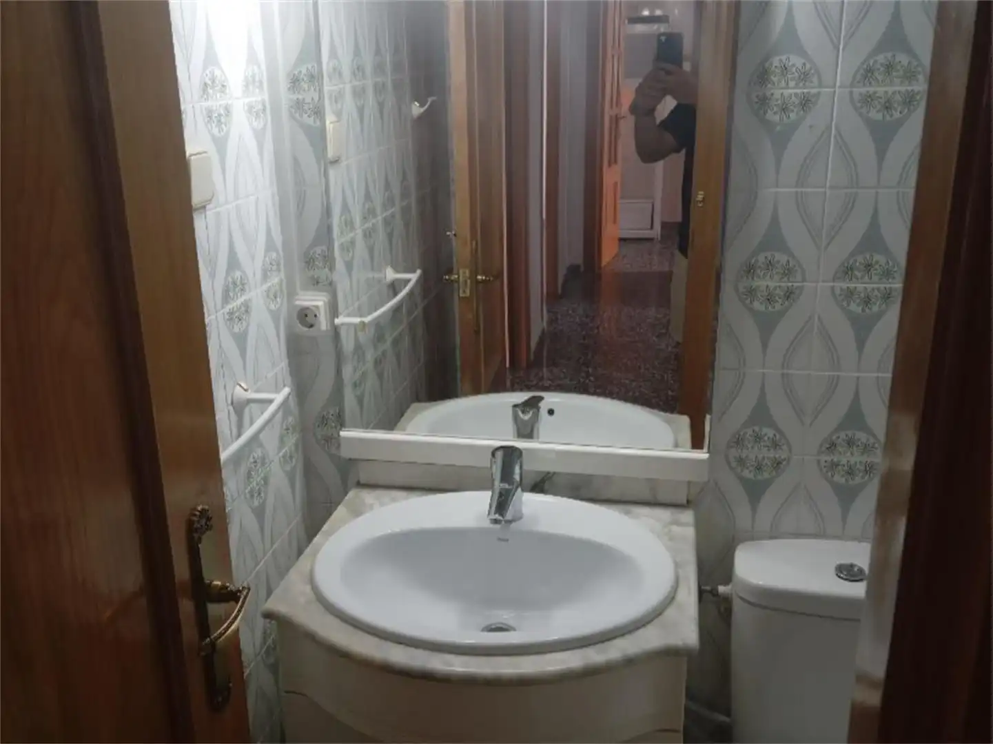 Habitación en Calle Pérez Galdós, Avenida de la Paz Baño de Piso para compartir en Xirivella con Balcón