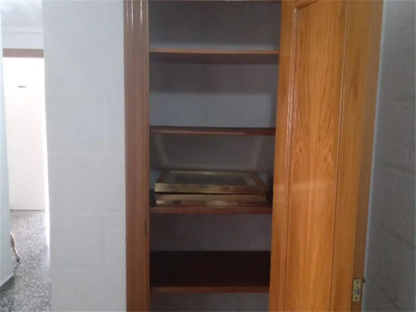 Habitación en Calle Pérez Galdós, Avenida de la Paz Piso para compartir en Xirivella con Balcón