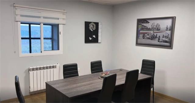 Local comercial en Alquiler en Calle Francisco de Medina Mendoza, 21 en Cabanillas del Campo