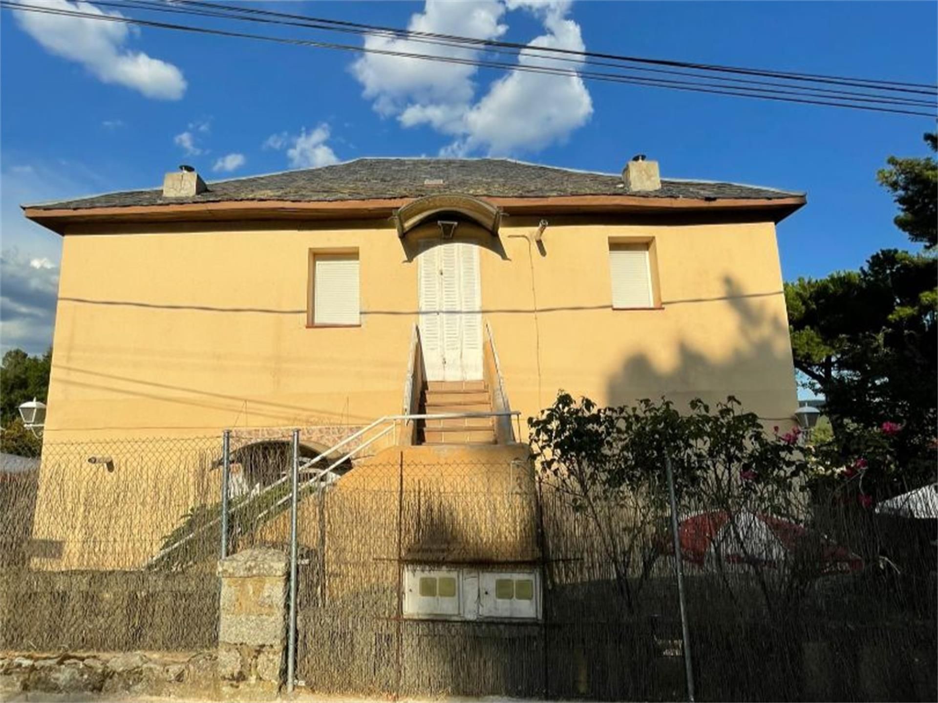 Vista exterior de Pis en venda en Las Navas del Marqués 
