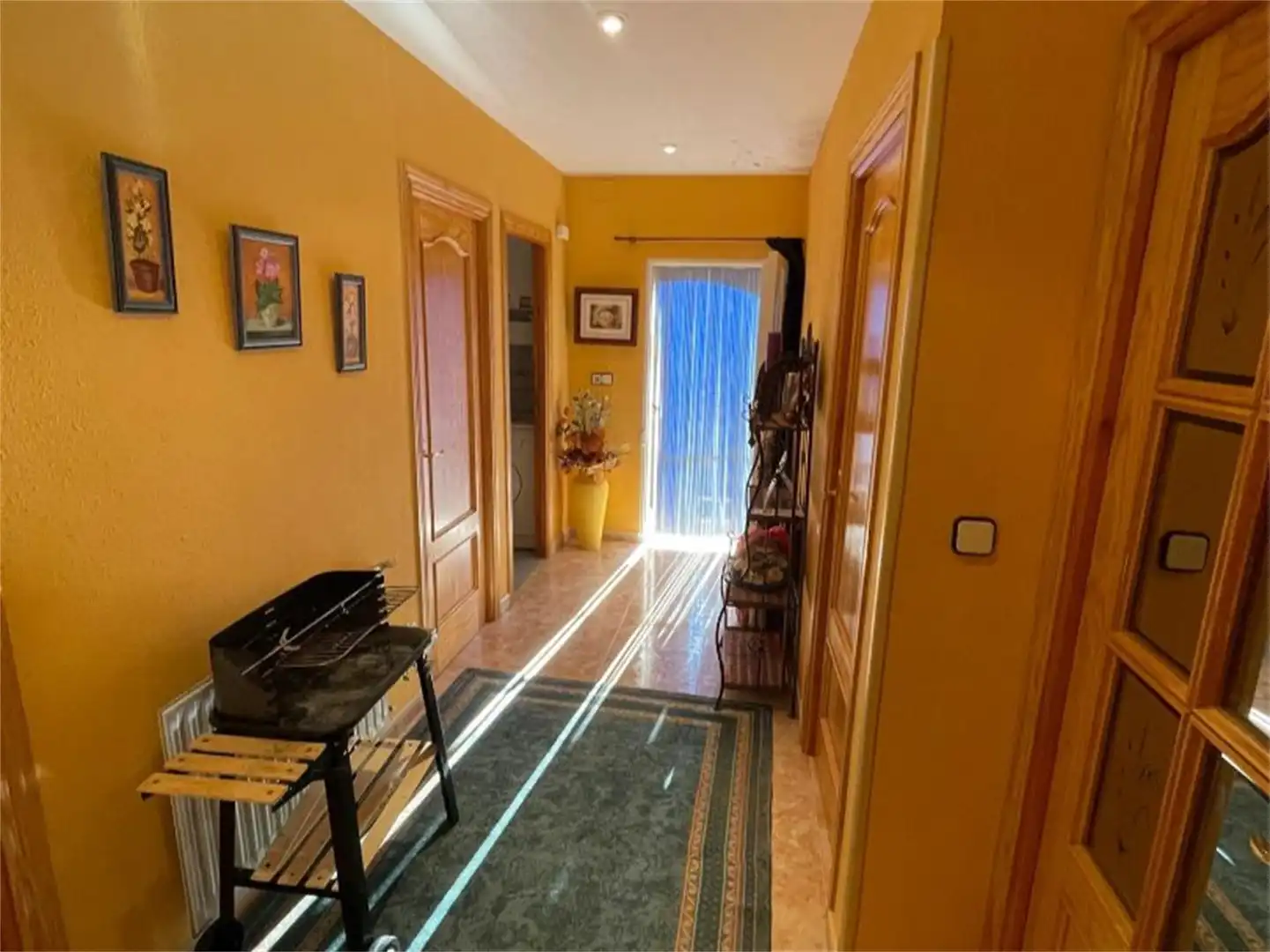 Piso en venta en Calle del Covacho, Las Navas del Marqués Piso en venta en Las Navas del Marqués con Calefacción, Jardín privado y Amueblado