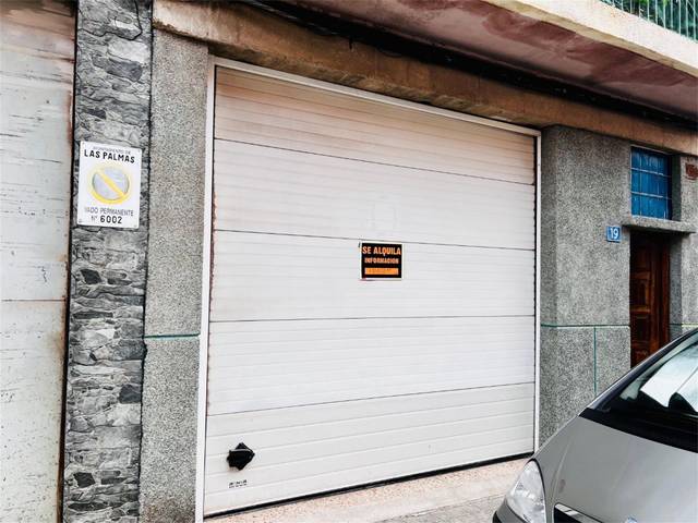 Local comercial en Alquiler en Calle Hoya del Pedregal en Almatriche