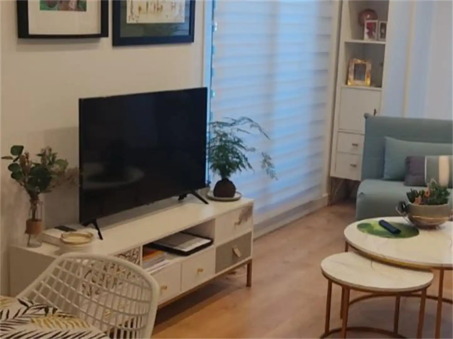 Flat for sale in Rúa Aragón, 152, Travesía de Vigo - San Xoán Living room of Flat for sale in Vigo with Heating, Private garden and Parquet flooring