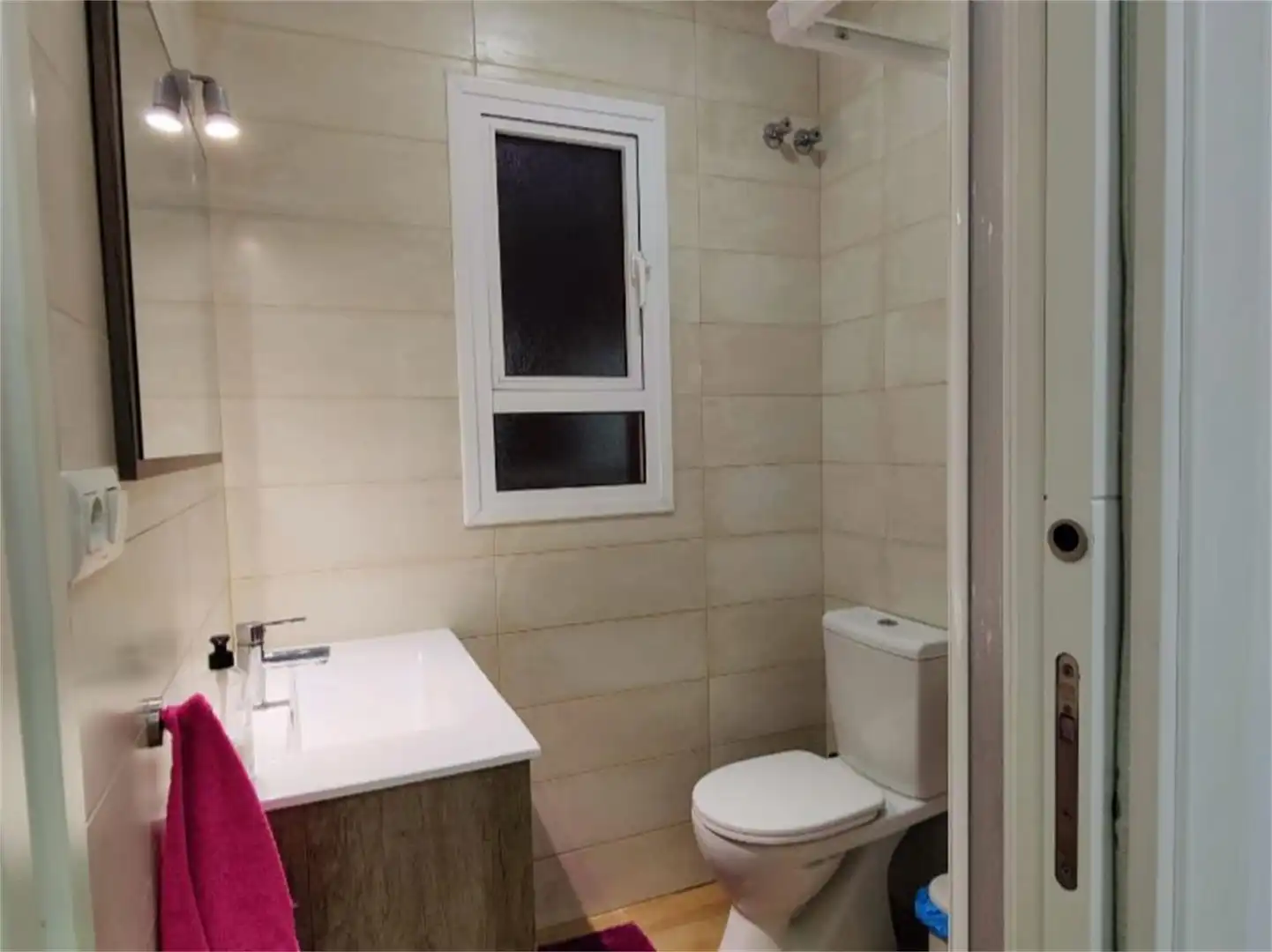 Planta baja en venta en Calle Ibáñez Marín, Centro Baño de Planta baja en venta en Melilla con Aire acondicionado, Calefacción y Amueblado