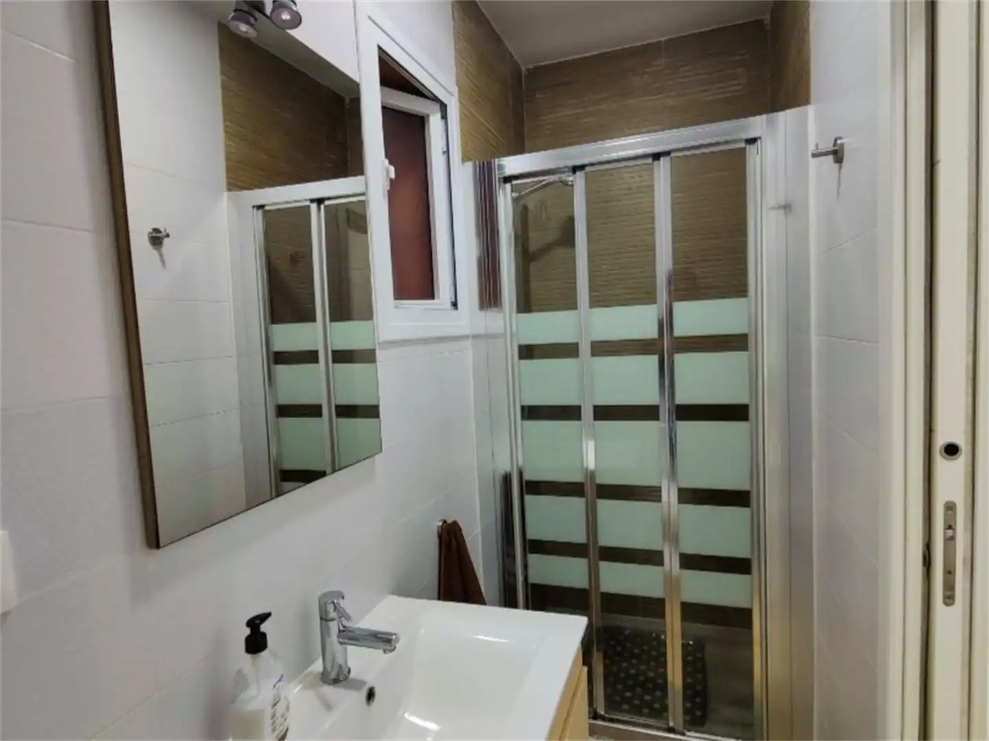 Planta baja en venta en Calle Ibáñez Marín, Centro Baño de Planta baja en venta en Melilla con Aire acondicionado, Calefacción y Amueblado
