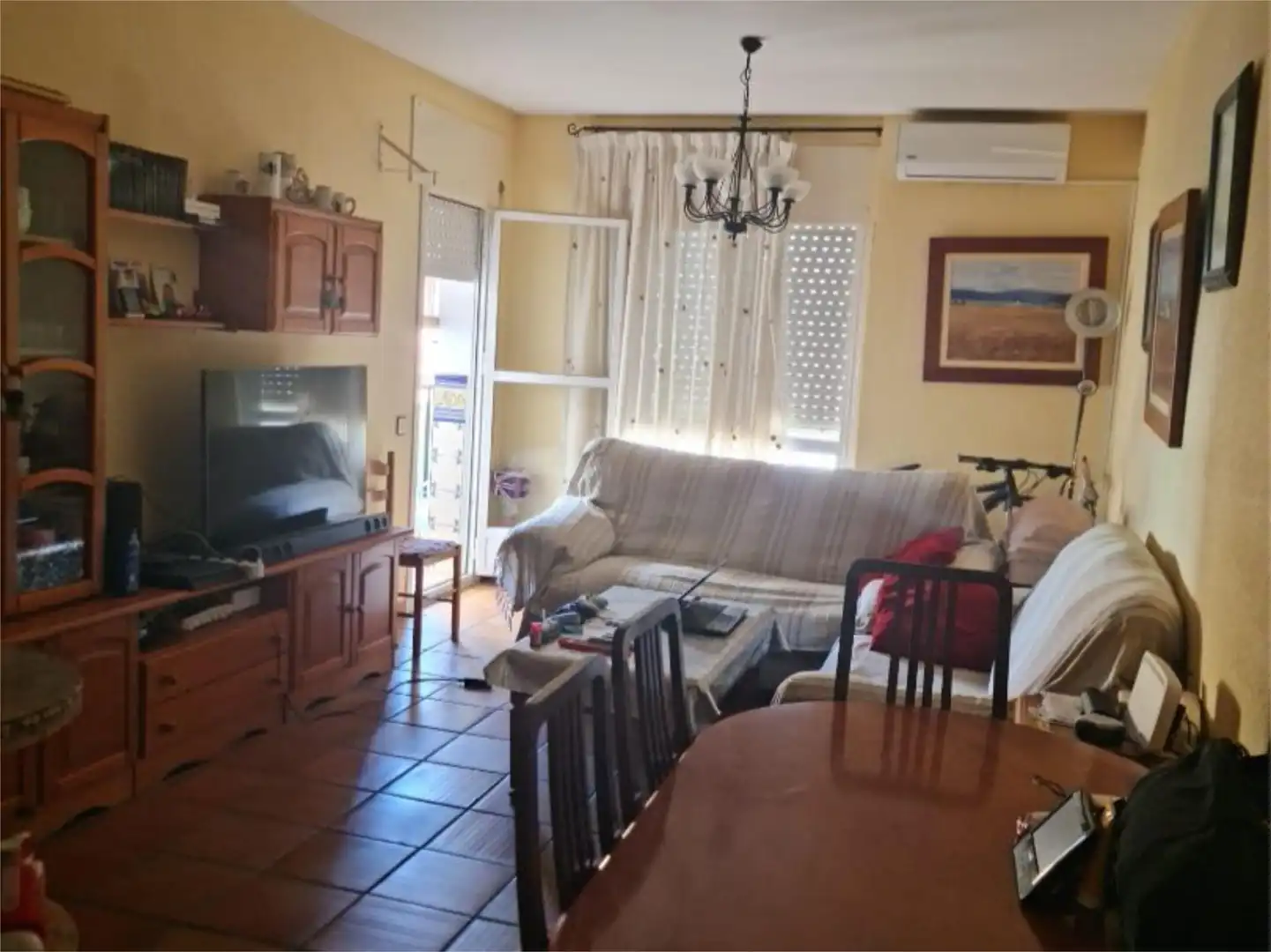 Wohnzimmer von Wohnung zum Verkauf in Balanegra mit Klimaanlage, Privatgarten und Terrasse