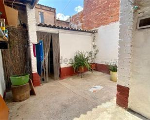 Vista exterior de Casa adosada en venda en Nules amb Terrassa i Balcó