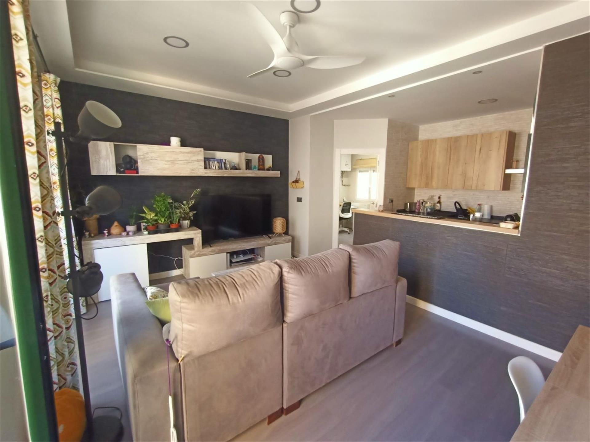 Living room of Flat for sale in  Jaén Capital  with Air Conditioner and Balcony