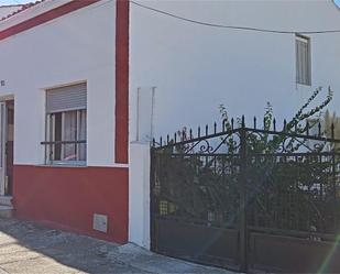 Exterior view of Country house to share in Aldeadávila de la Ribera