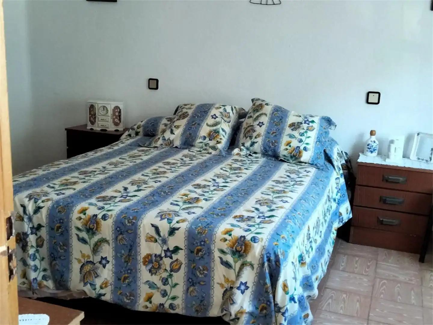 Room in Calle Mimbrero, Aldeadávila de la Ribera Room in Calle Mimbrero, Aldeadávila de la Ribera