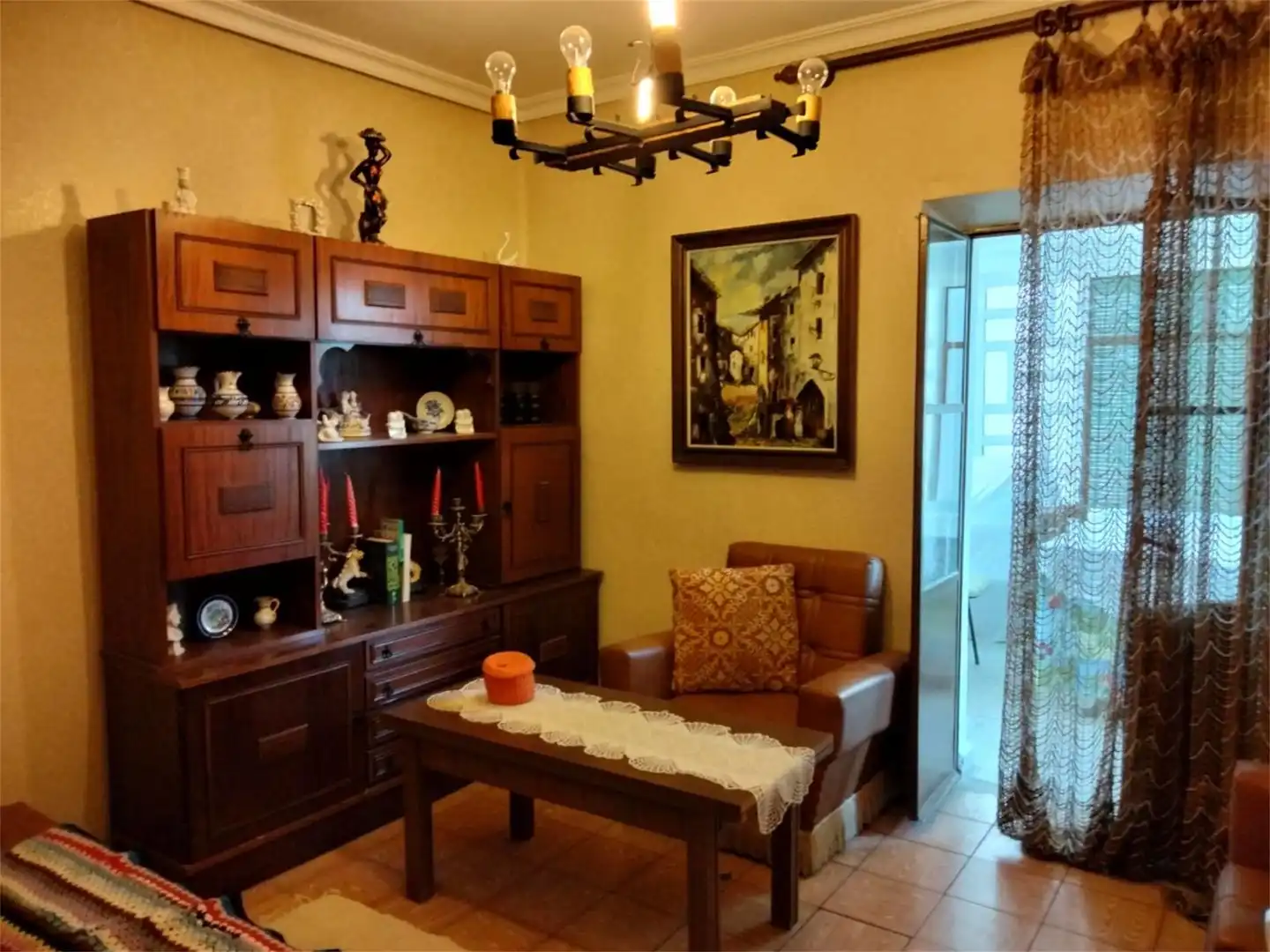 Room in Calle Mimbrero, Aldeadávila de la Ribera Living room of Country homes for share in Aldeadávila de la Ribera with Heating and Furnished