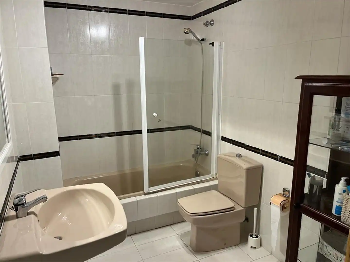 Flat for rent in Avenida Luis Rocafort, Sanxenxo pueblo