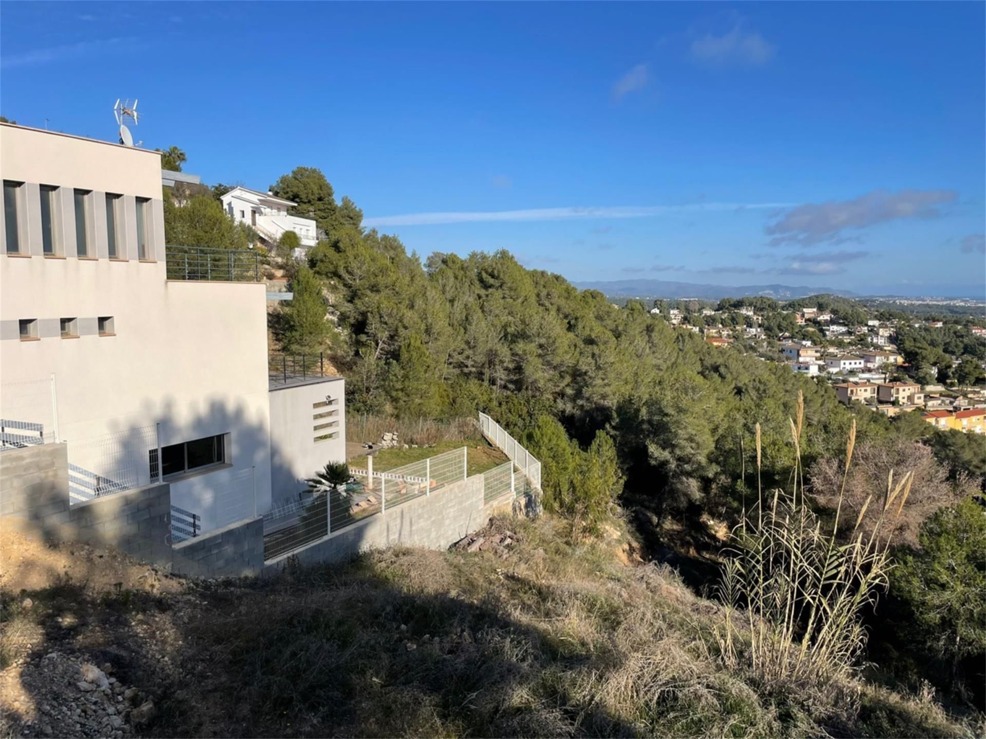Vista exterior de Urbanitzable en venda en Cunit