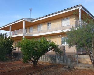 Vista exterior de Casa o xalet en venda en Castellón de la Plana / Castelló de la Plana amb Terrassa i Balcó