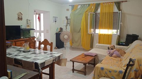 Foto 2 de Casa adosada en venta en Carrer Bages, 4, Camarles, Tarragona