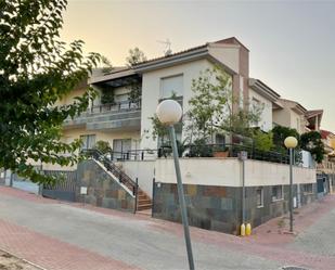 Vista exterior de Casa o xalet en venda en Molina de Segura amb Aire condicionat, Terrassa i Balcó