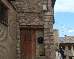 Vista exterior de Casa adosada en venda en Mora de Rubielos