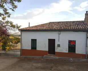 Vista exterior de Casa adosada en venda en Almazán