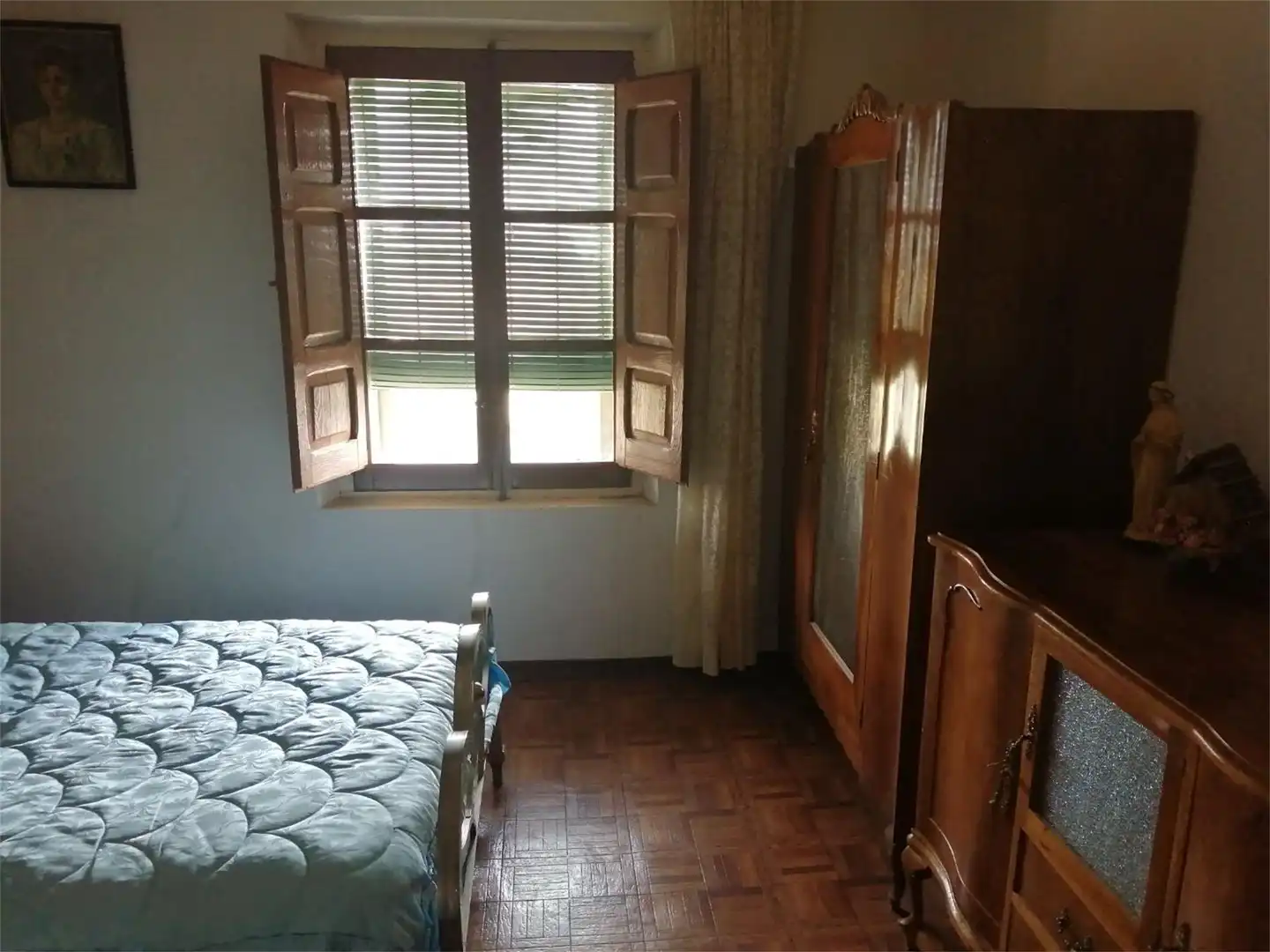 Casa adosada en venta en Calle Real, Almazán Habitación de Casa adosada en venta en Almazán con Calefacción y Amueblado