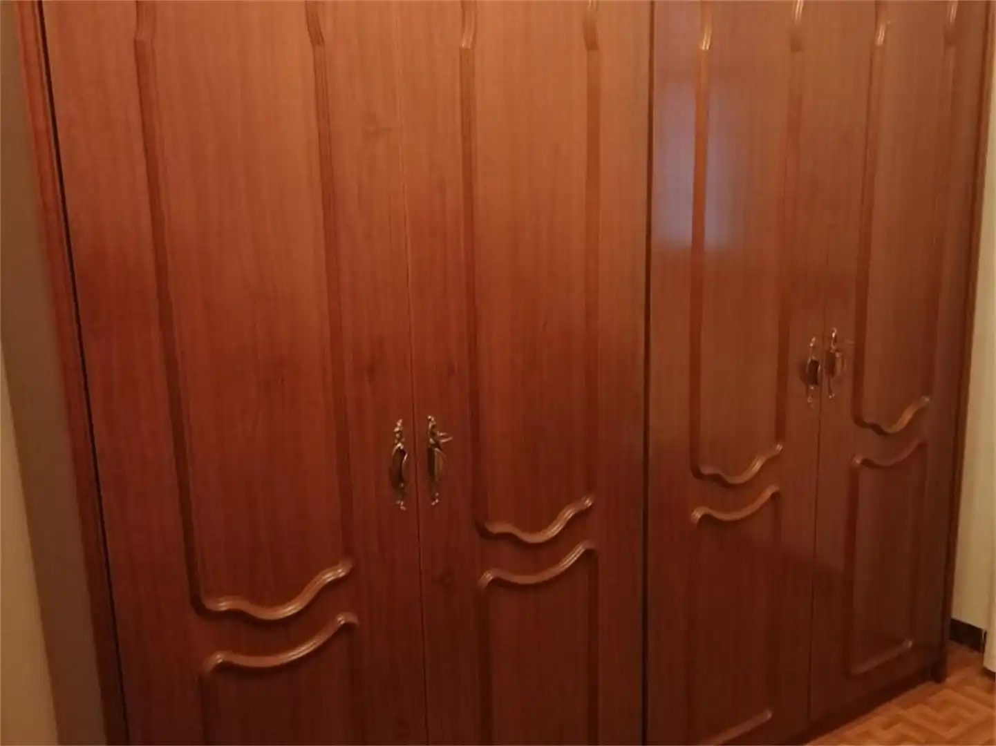 Casa adosada en venta en Calle Real, Almazán Habitación de Casa adosada en venta en Almazán con Calefacción y Amueblado