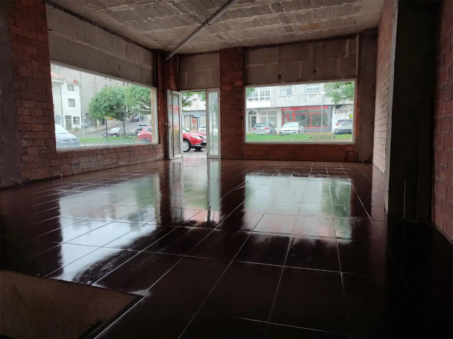 Local en venta en Rúa Valiño, San Lázaro - Meixonfrío Local en venta en Santiago de Compostela