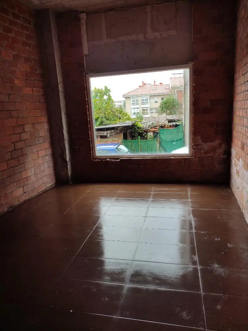 Local en venta en Rúa Valiño, San Lázaro - Meixonfrío Local en venta en Santiago de Compostela