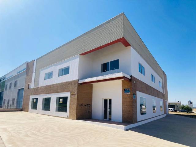 Nave industrial en Alquiler en Calle Leonardo da Vinci en Don Benito