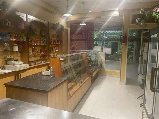 Local comercial en Alquiler en Avenida Luis Espada en Verín