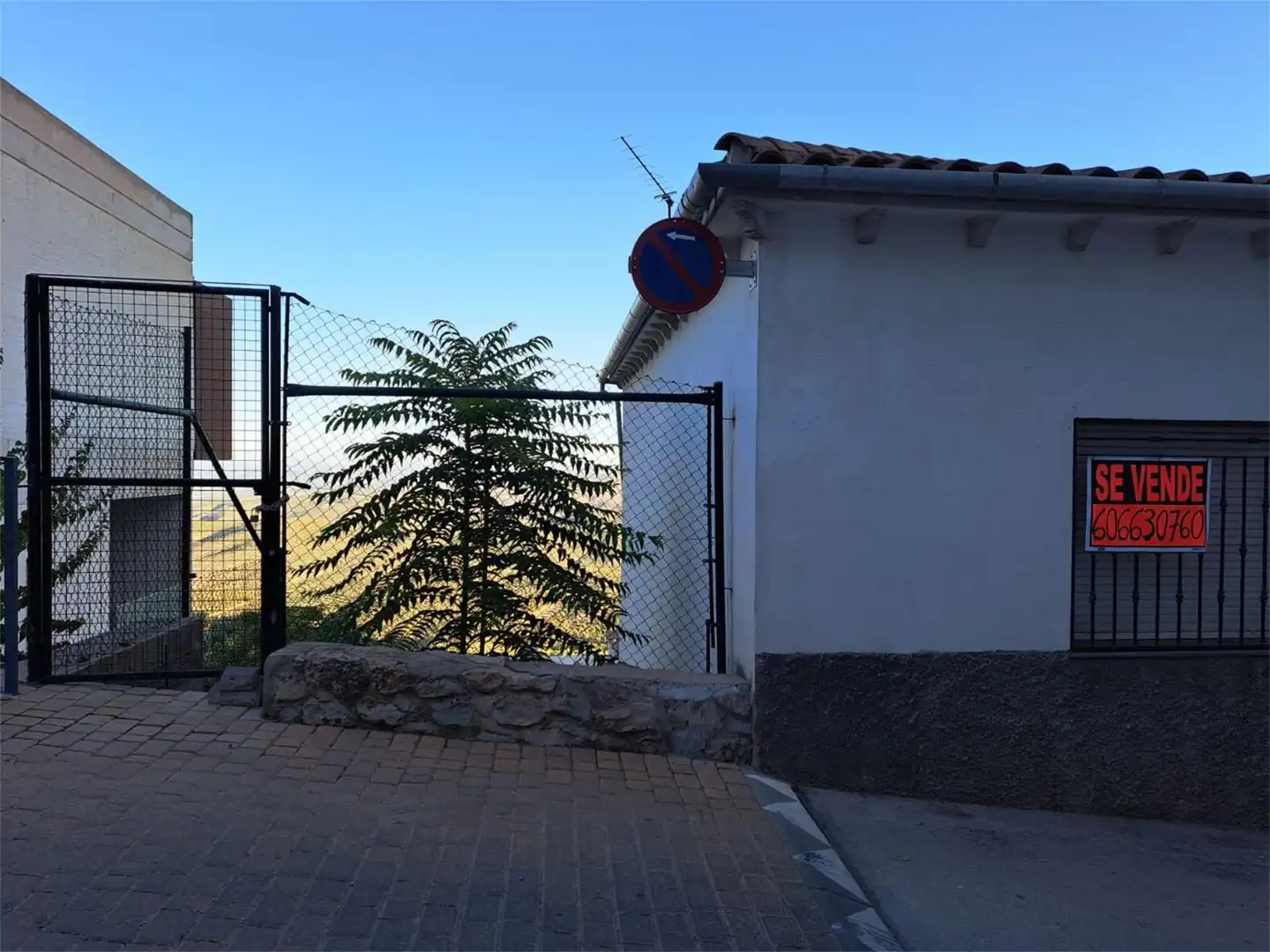 Vista exterior de Casa o chalet en venta en La Iruela con Terraza y Balcón