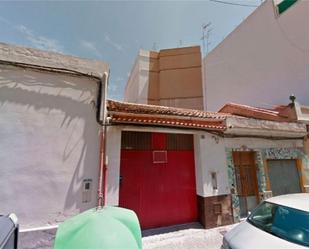 Exterior view of Planta baja for sale in Burjassot  with Air Conditioner and Terrace