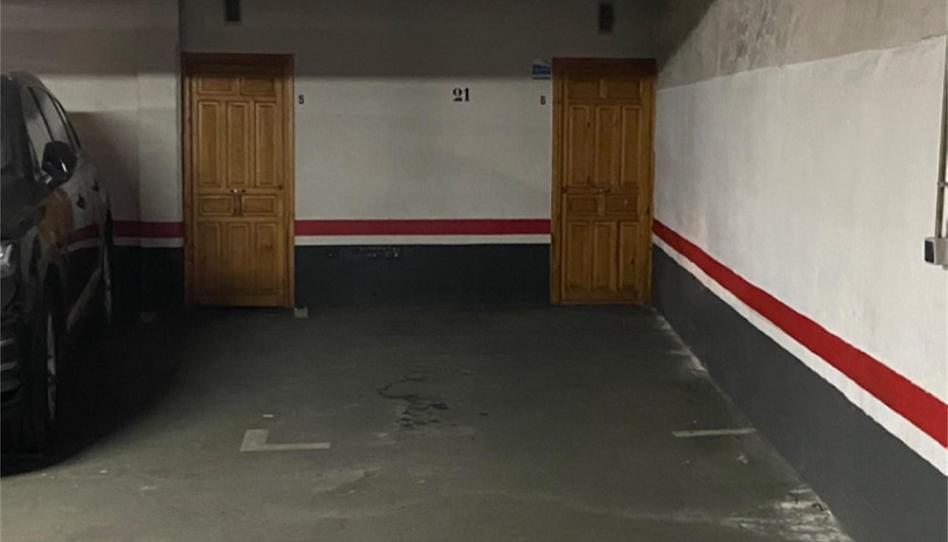 Garaje de alquiler en Calle Pedro Ponce de León, Campo Grande, Valladolid Capital - imagen 1 Foto 1 de Garaje de alquiler en Calle Pedro Ponce de León, Campo Grande, Valladolid Capital