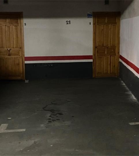 Garaje de alquiler en Calle Pedro Ponce de León, Campo Grande, Valladolid Capital - imagen 2 Foto 2 de Garaje de alquiler en Calle Pedro Ponce de León, Campo Grande, Valladolid Capital