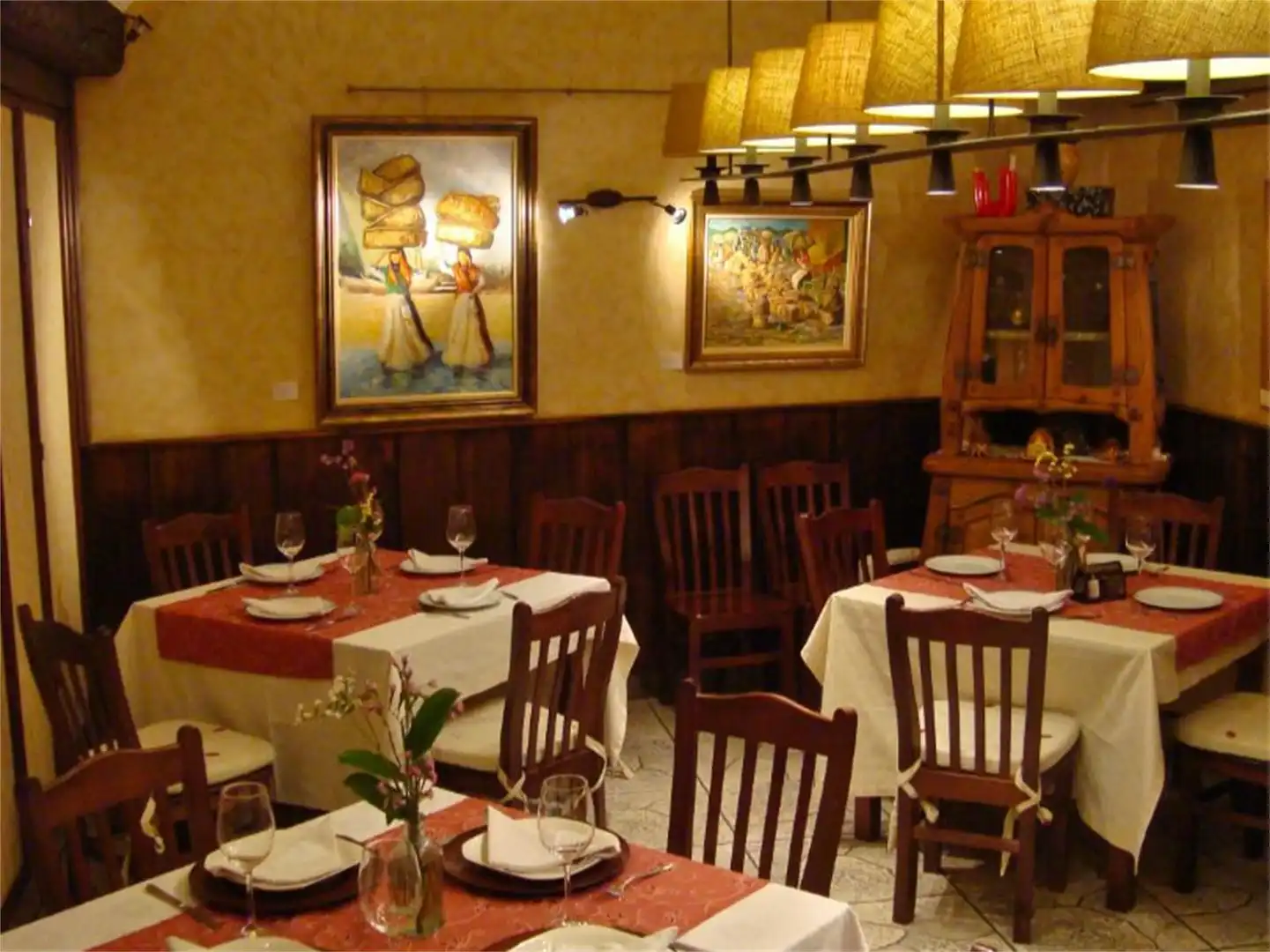 Commercial properties for rent in Calexón Loureiros, Caldas de Reis Commercial properties for rent in Caldas de Reis with Air Conditioner, Heating and Furnished