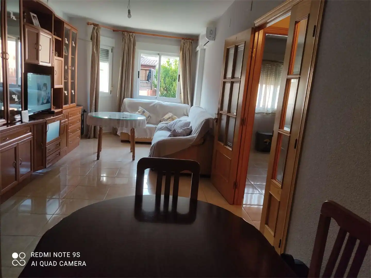Casa adosada en venta en Carretera Nueva, Zarza de Granadilla Sala de estar de Casa adosada en venta en Zarza de Granadilla con Aire acondicionado y Amueblado