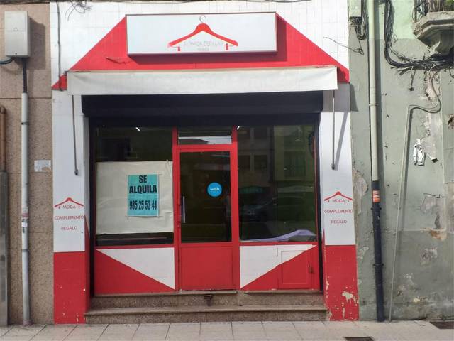 Local comercial en Alquiler en Avenida de Pando, 2 en Milán - Pumarín