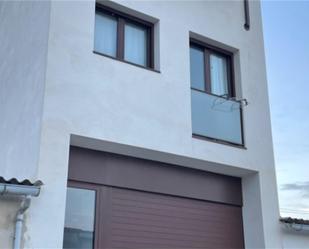 Exterior view of Single-family semi-detached for sale in Otos  with Balcony