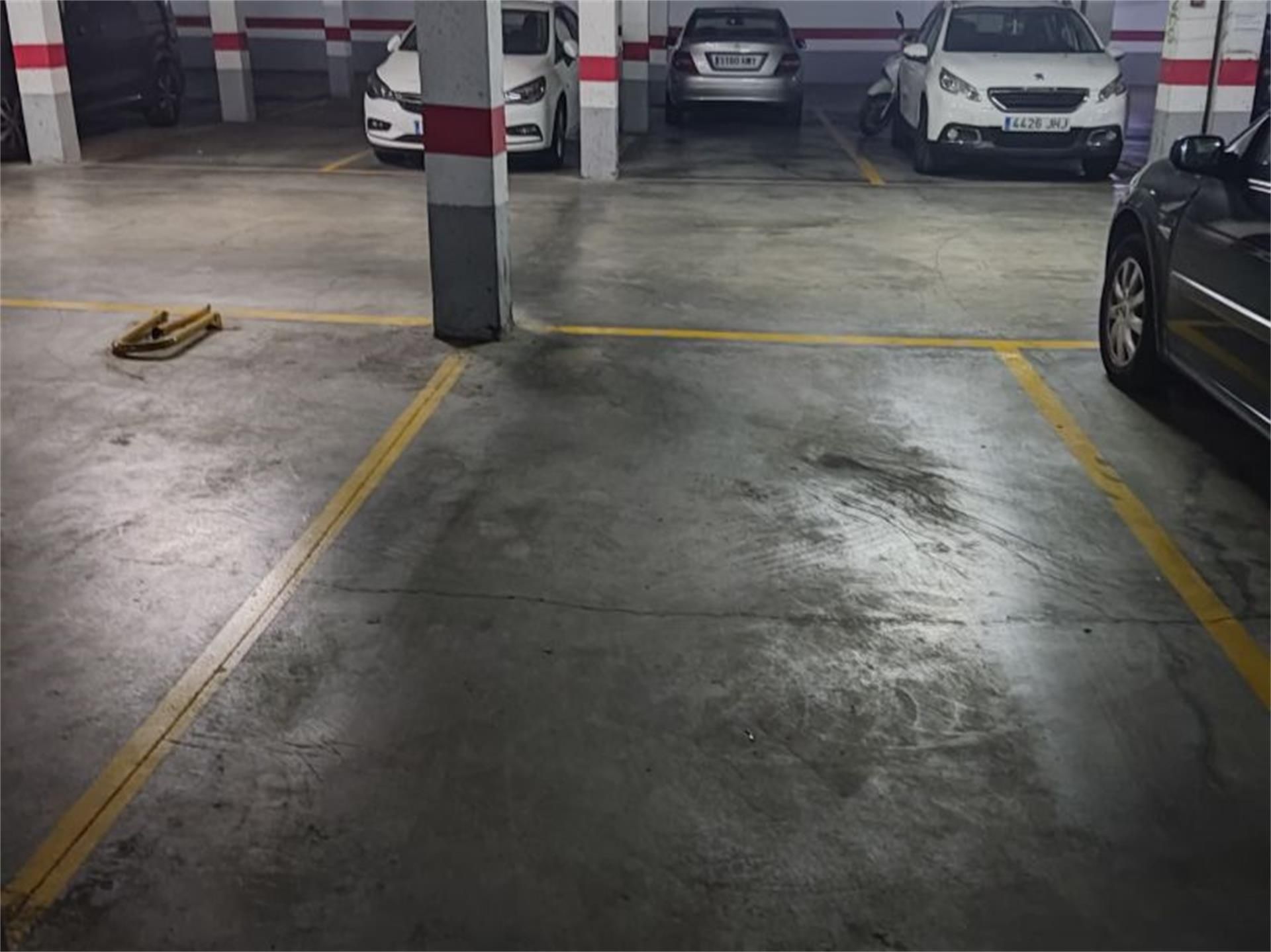 Parking of Garage to rent in  Almería Capital