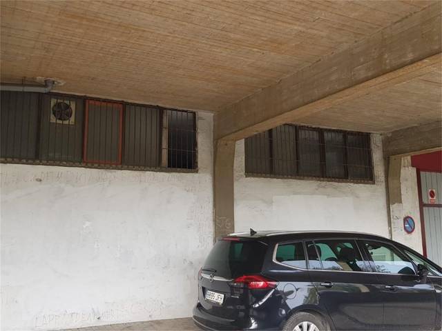 Local comercial en Venta en Camino de la Hípica, 10 en Loiola