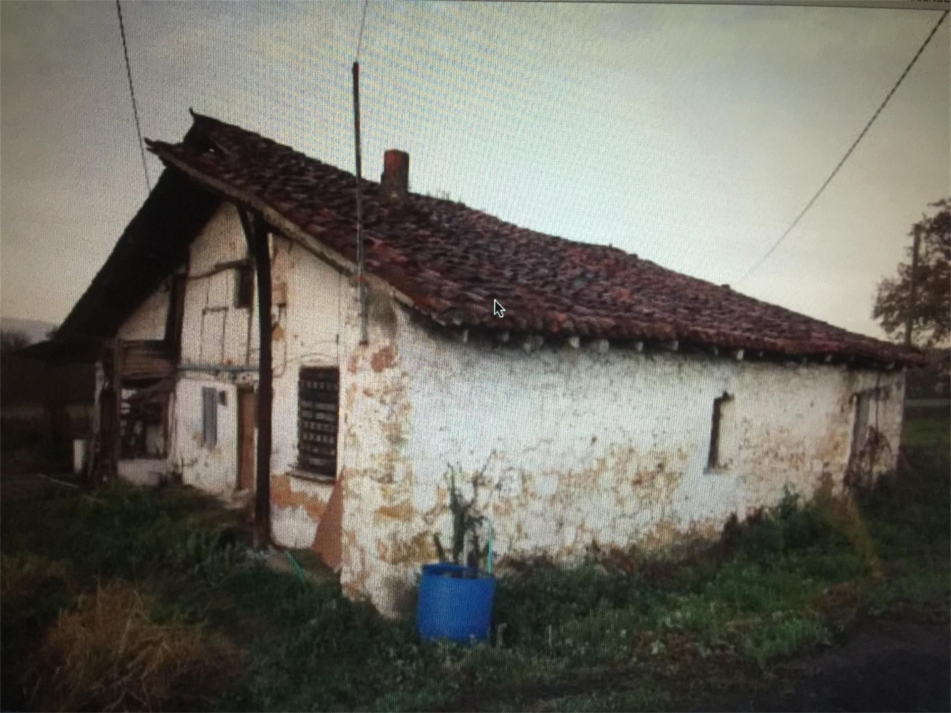 Country house for sale in Loiu